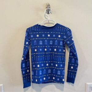 Primary organic long sleeve top in festive lights size 6 Hanukkah Chanukah